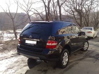 2005 Mercedes-Benz ML-Class Photos