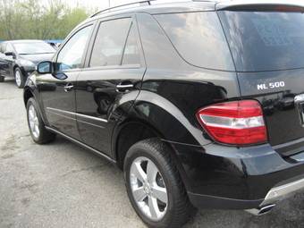 2005 Mercedes-Benz ML-Class Pics