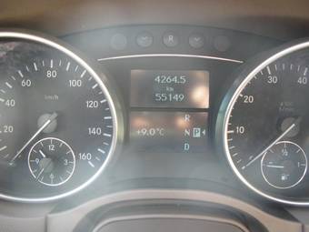 2005 Mercedes-Benz ML-Class Pictures