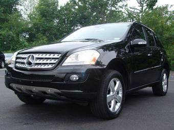 2005 Mercedes-Benz ML-Class Pics