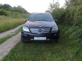 2005 Mercedes-Benz ML-Class Photos