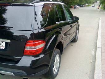 2005 Mercedes-Benz ML-Class Photos