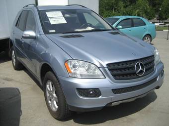 2005 Mercedes-Benz ML-Class