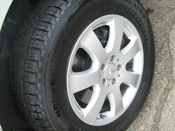 2005 Mercedes-Benz ML-Class Images