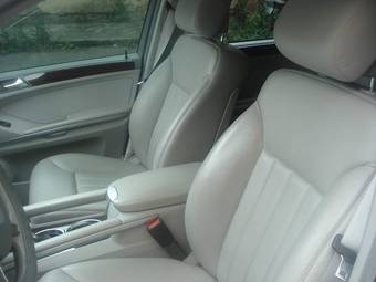 2005 Mercedes-Benz ML-Class Photos