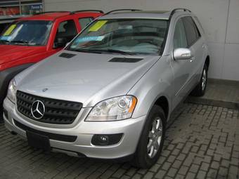 2005 Mercedes-Benz ML-Class