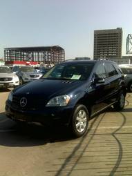 2005 Mercedes-Benz ML-Class Pictures