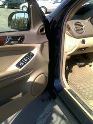 2005 Mercedes-Benz ML-Class Pics