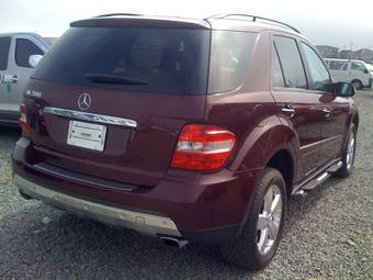 2005 Mercedes-Benz ML-Class Photos