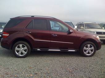 2005 Mercedes-Benz ML-Class Photos