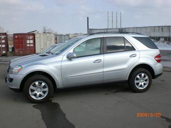 2006 Mercedes-Benz ML-Class Photos