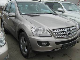 2006 Mercedes-Benz ML-Class Pictures