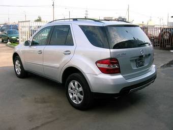 2006 Mercedes-Benz ML-Class Pictures