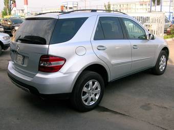 2006 Mercedes-Benz ML-Class Photos