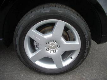 2006 Mercedes-Benz ML-Class Images