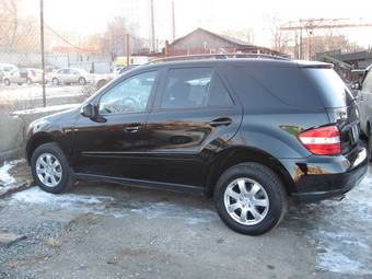2006 Mercedes-Benz ML-Class Pictures