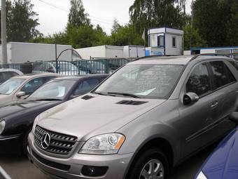 2006 Mercedes-Benz ML-Class Photos