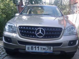 2006 Mercedes-Benz ML-Class Pictures