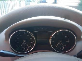 2006 Mercedes-Benz ML-Class Images