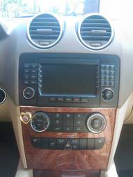 2006 Mercedes-Benz ML-Class Pictures