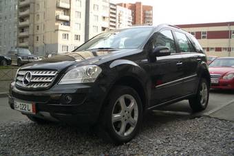 2006 Mercedes-Benz ML-Class Photos