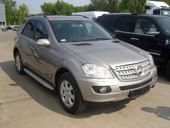 2007 Mercedes-Benz ML-Class Pictures