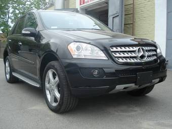 2008 Mercedes-Benz ML-Class Pictures