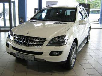 2008 Mercedes-Benz ML-Class Photos