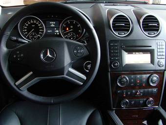 2008 Mercedes-Benz ML-Class Pics