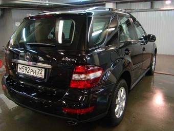 2008 Mercedes-Benz ML-Class Wallpapers