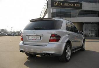 2008 Mercedes-Benz ML-Class Pictures