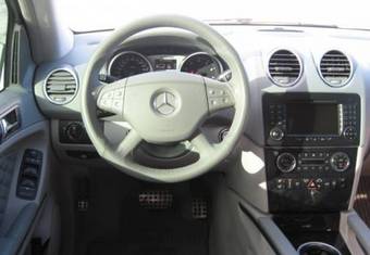 2008 Mercedes-Benz ML-Class Photos