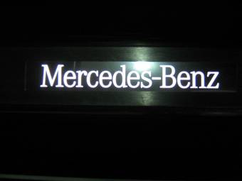 2010 Mercedes-Benz ML-Class Pictures