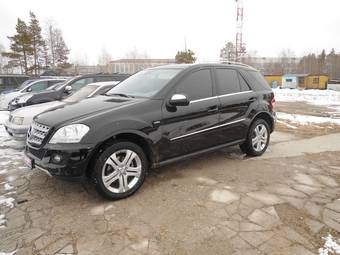 2010 Mercedes-Benz ML-Class Photos