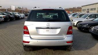 2011 Mercedes-Benz ML-Class Pics