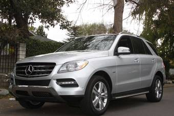 2011 Mercedes-Benz ML-Class Images