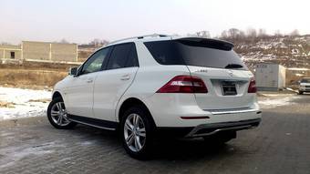 2012 Mercedes-Benz ML-Class Pictures