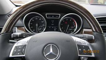2012 Mercedes-Benz ML-Class Pictures
