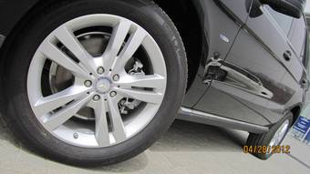 2012 Mercedes-Benz ML-Class Pictures