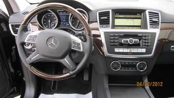 2012 Mercedes-Benz ML-Class Wallpapers