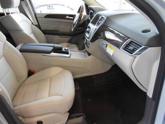 2012 Mercedes-Benz ML-Class Photos