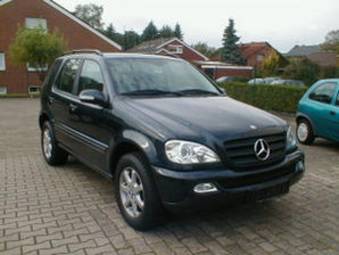 2002 Mercedes-Benz ML270