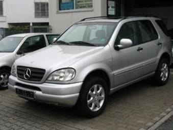 2000 Mercedes-Benz ML430