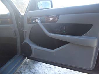 1985 Mercedes-Benz S-Class Photos