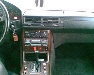 1992 Mercedes-Benz S-Class Pictures