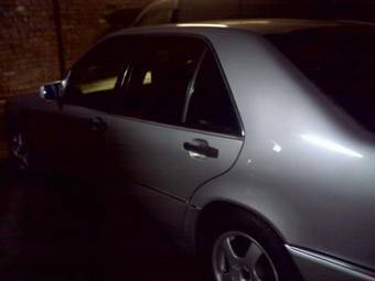 1993 Mercedes-Benz S-Class Pictures