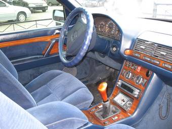 1993 Mercedes-Benz S-Class Pictures