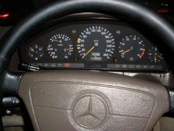 1995 Mercedes-Benz S-Class Photos