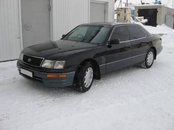 1995 Mercedes-Benz S-Class Pictures