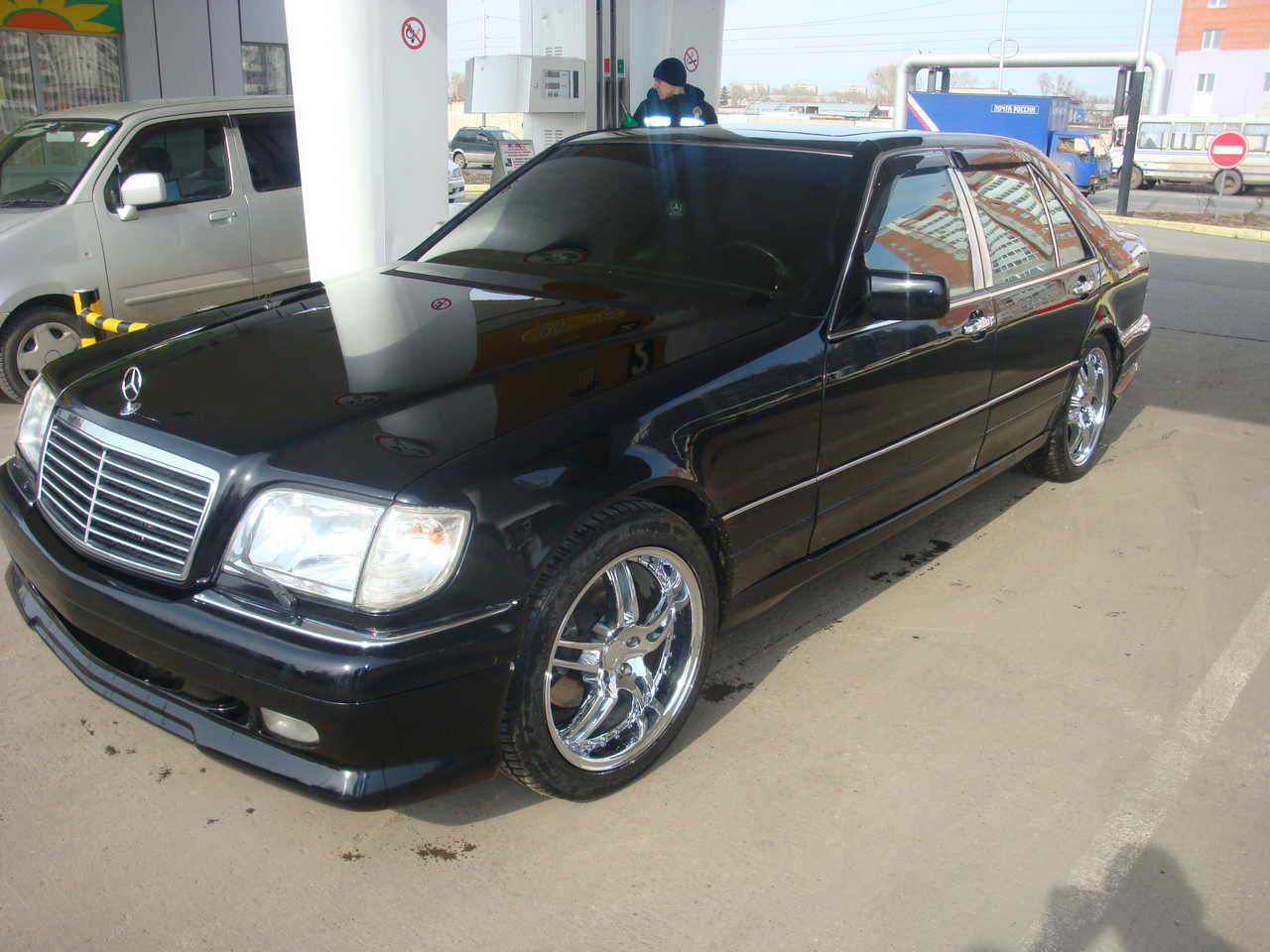 1995 Mercedes-Benz S-Class